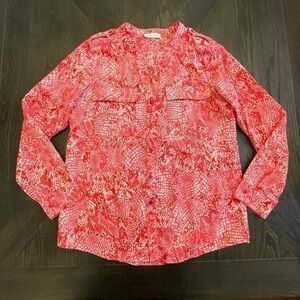 Calvin klein pink snakeskin print button down blouse size medium
